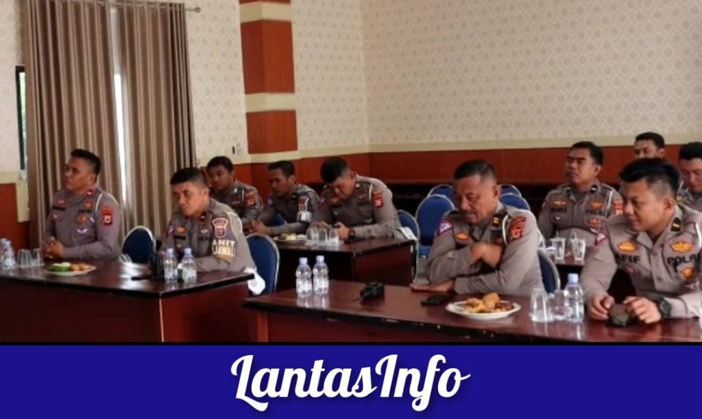 personel Sat Lantas Polres Maros gelar Polisi Belajar. Ini Materi Pembelajarannya!