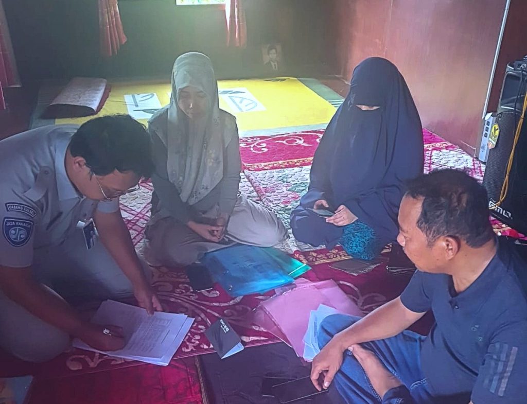Petugas Jasa Raharja Survey Ahli Waris Korban Lakalantas Meninggal Dunia di Barru