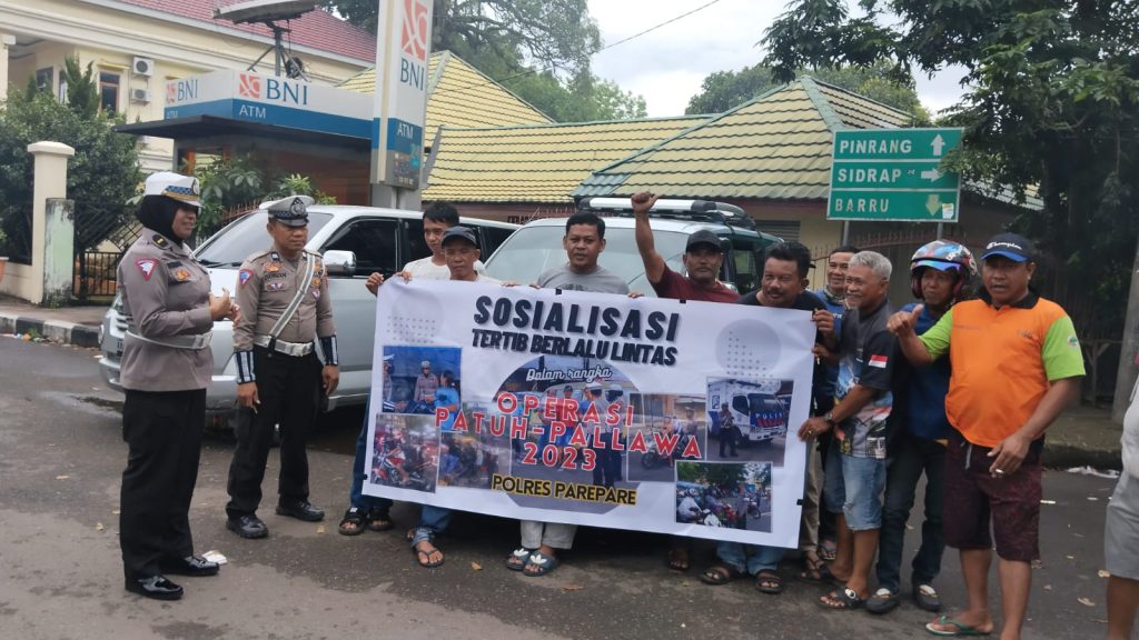 Satlantas Polres Parepare di Hari ke 4 Operasi Patuh Pallawa-2023, Gelar Edukasi dengan Penling