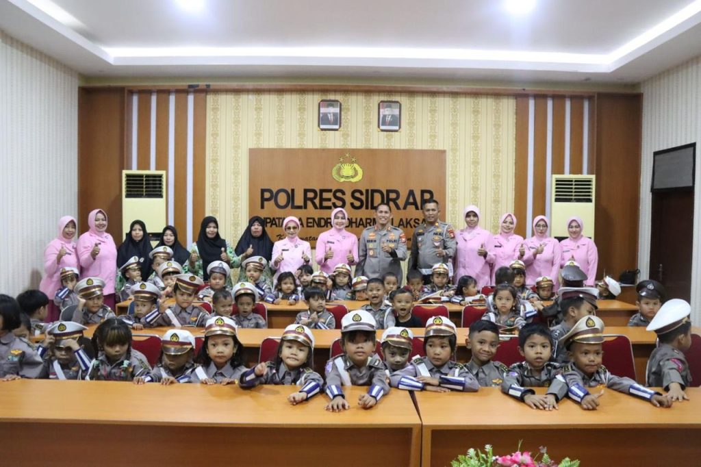 Satlantas Polres Sidrap Edukasi Pocil Wujudkan Kamseltibcarlantas