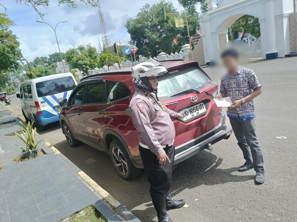Satlantas Polres Bone Tindak Sejumlah Pelanggar Lalu Lintas