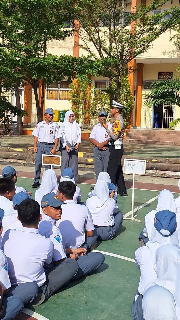 Di SMA Negeri 4, Satlantas Polres Pelabuhan Makassar Tekankan ini!
