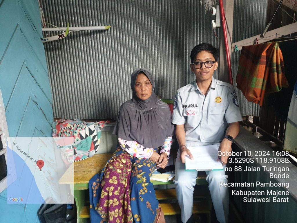 Jasa Raharja Majene Jemput Bola serahkan Santunan Korban Laka Lantas