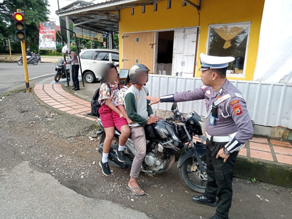 Sanksi Teguran Warnai Operasi Keselamatan Pallawa 2025 Satlantas Polres Bone Hari ke 10