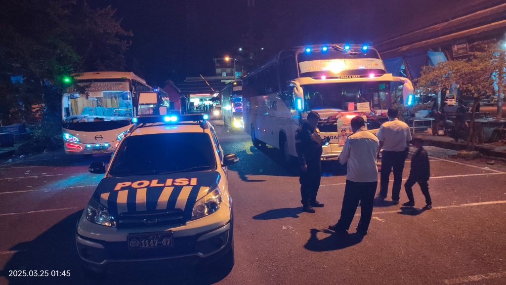 Rombongan Mudik Gratis dari Makassar, Dikawal Estafet Satlantas Polres Palopo