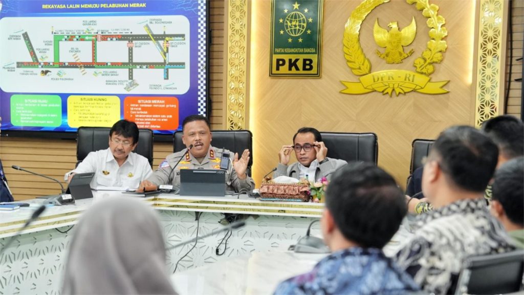Penerapan Sistem Buka-Tutup Rest Area dalam Mengendalikan Arus Mudik 2025