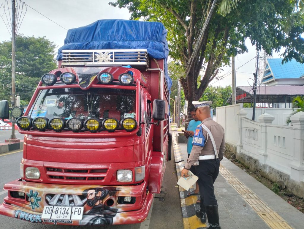 Sebulan Sosialisasi Over Dimension dan Over Load Tanpa Sanksi