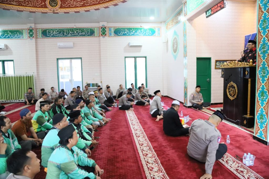 Ditlantas Polda Sulsel Gelar Maulid Bersama Driver Ojol