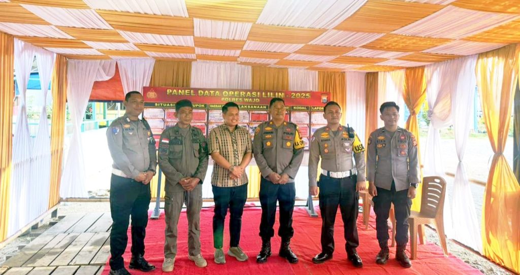Wakil Ketua DPRD Sulsel Tinjau Pospam Terpadu Ops Lilin di Wajo