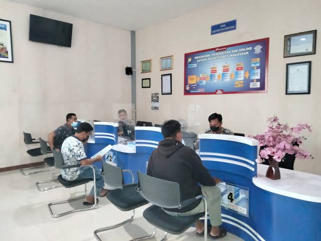 EDITORIAL: Kedaulatan SIM di Tangan Polri, Jangan Tergiur SIM Instan