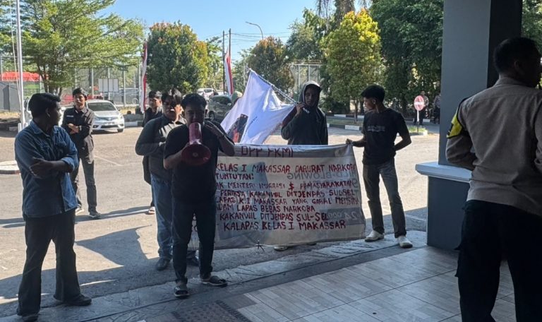 FKMI Geruduk Ditjenpas dan Lapas Makassar: Usut Peredaran Narkoba