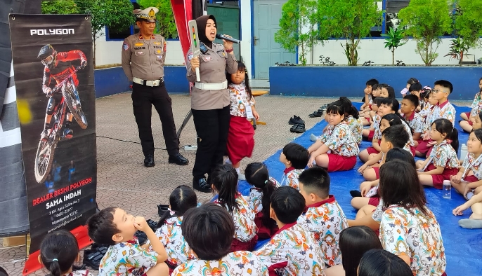 Polantas Bone Edukasi Tertib Berlalu Lintas kepada Siswa SD Kristen Kalam Kudus