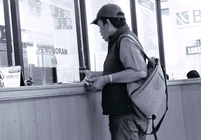 ANALISIS: Dari Penegakan Menuju Pelayanan “Mappatabe” Polantas Sulsel, Polisi Bersama Masyarakat