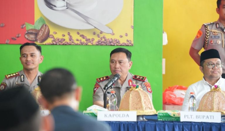Kapolda Sulsel Ajak Warga Gowa Bijak Bermedia Digital dan Waspada Penipuan Daring
